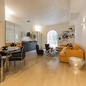 Bnbutler - Broletto 39 - A Few Steps To The Duomo And La Scala Apartment Milan